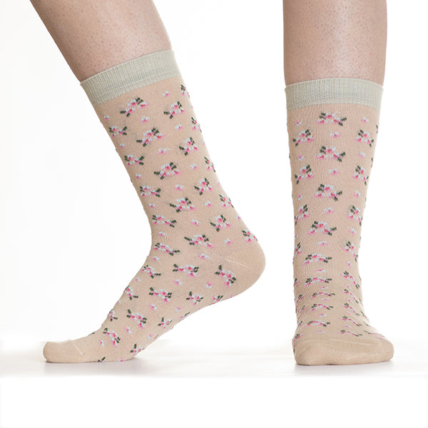 Calcetines beige con flores